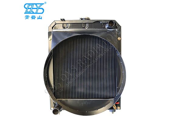 DE804D 13C-1 Aluminum Water Tank Radiator with Guard for 80 HP Tractors